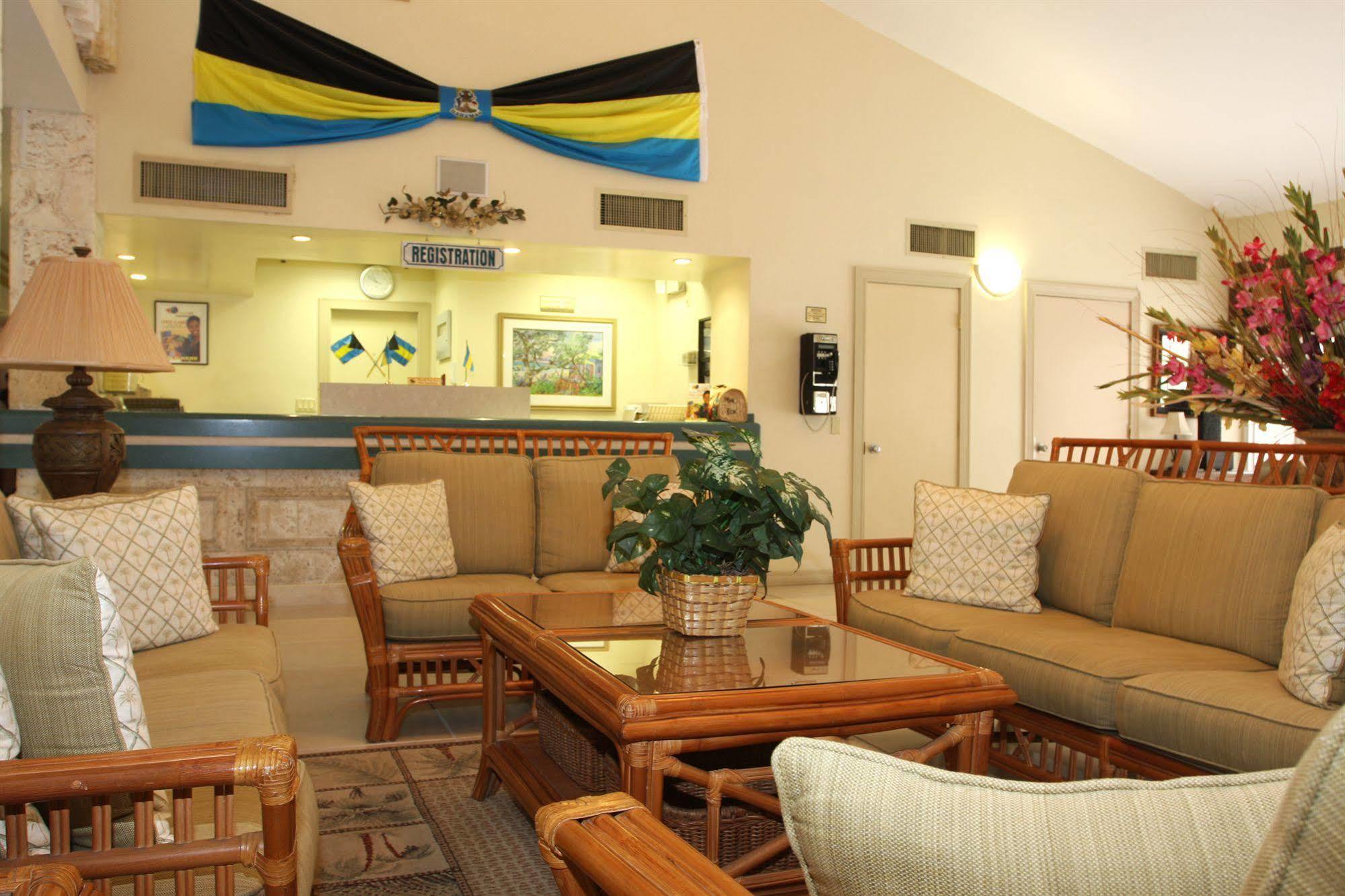 Castaways Resort And Suites Freeport Exterior photo